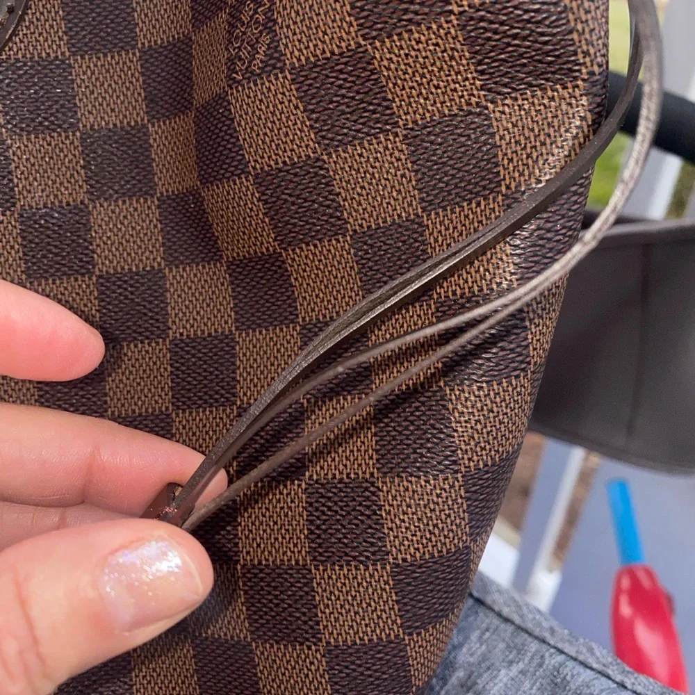 Louis Vuitton Brown Checkered Tote and clutch purse - Picture 13 of 14